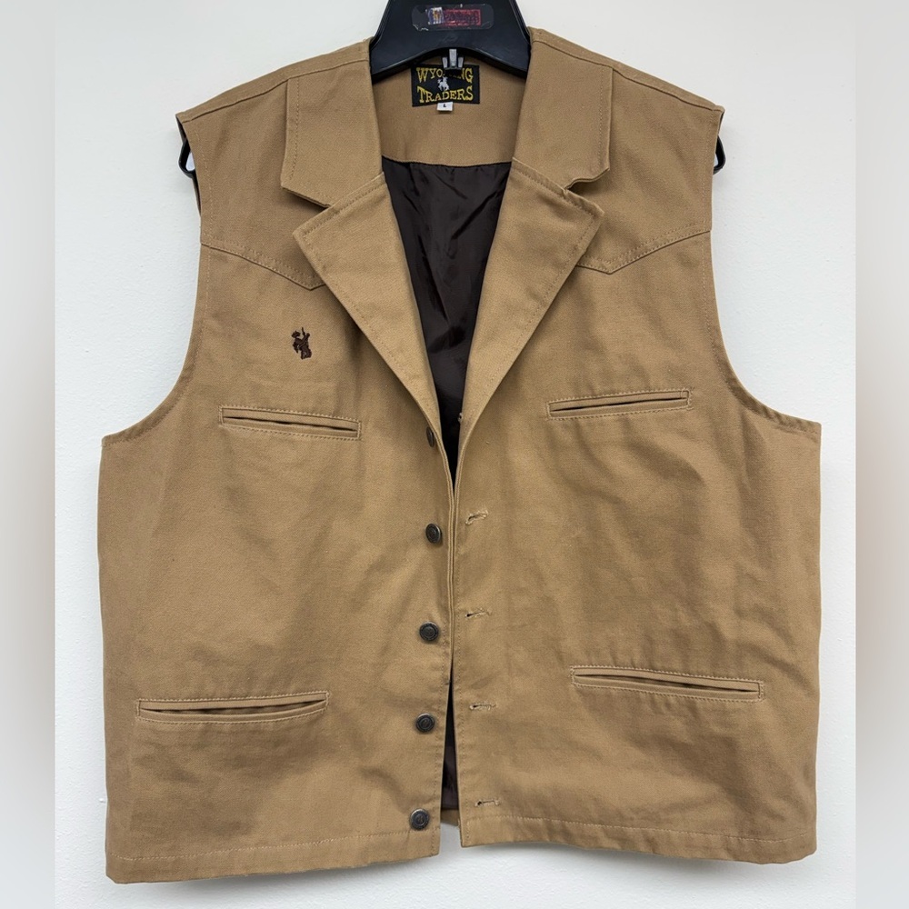 Wyoming Traders Men's Vest in Tan